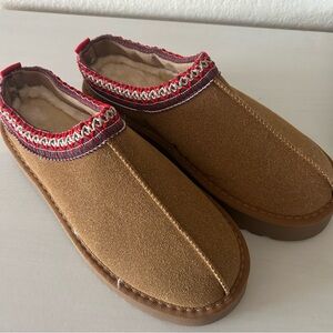 Casual Brown Slip-On Shoes with Red and Cream Accents